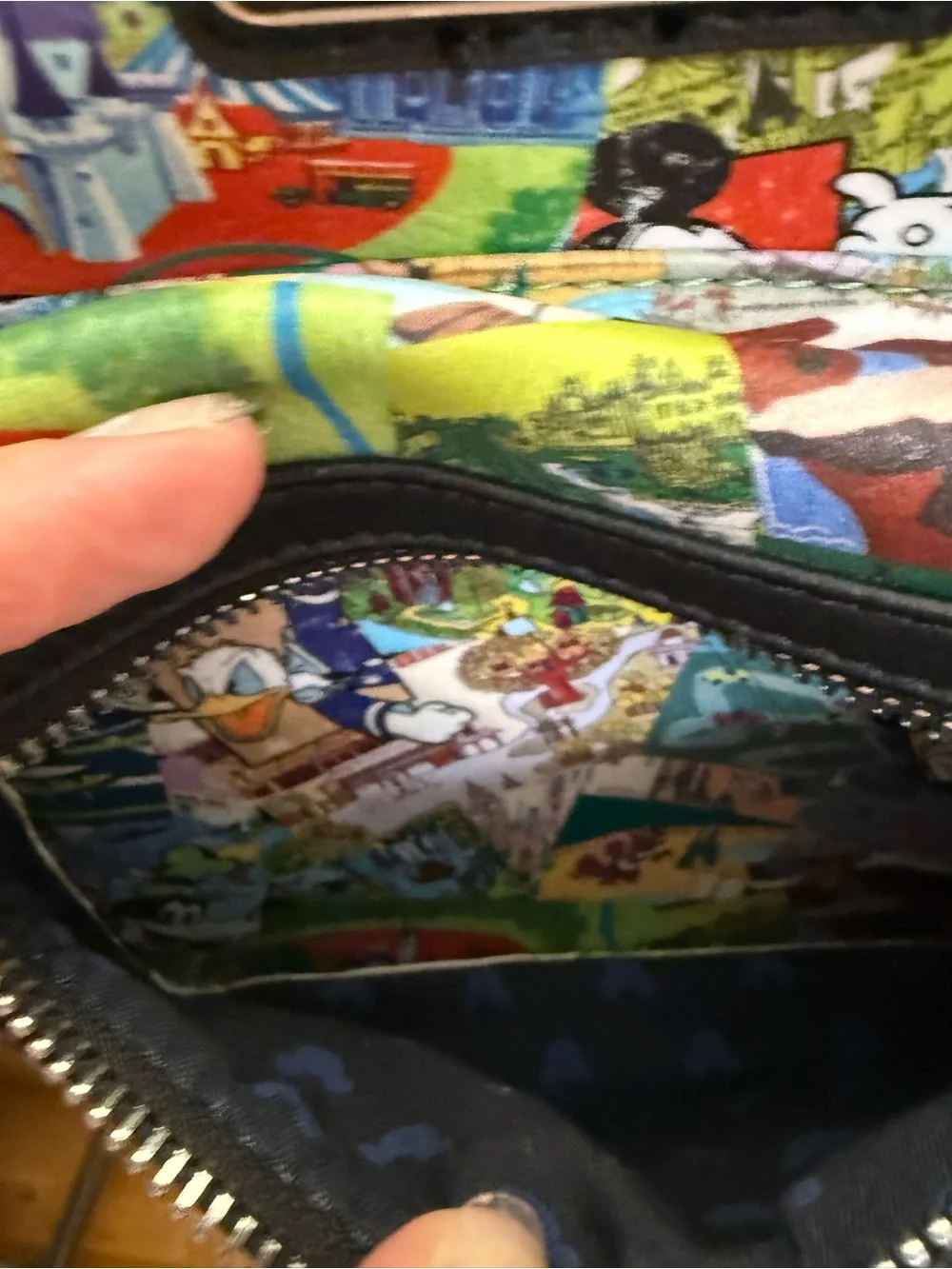 Disney compact mini